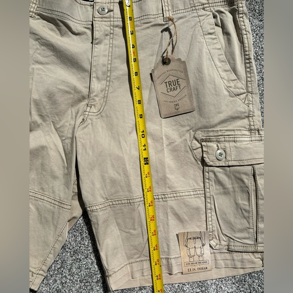 NWT TRUE CRAFT Flex Men’s Khaki Cargo Shorts - Size 40 - Picture 11 of 12